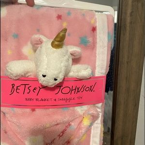 BNWT Betsey Johnson Baby Blanket